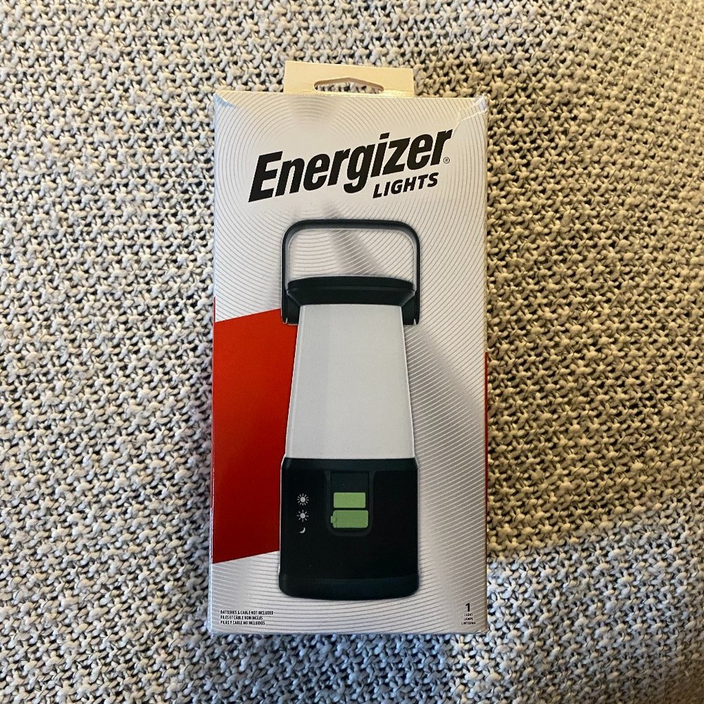 NIB/NWT - Energizer Flashlight Lamp/ Camping Lantern, Water Resistant, Emergency
